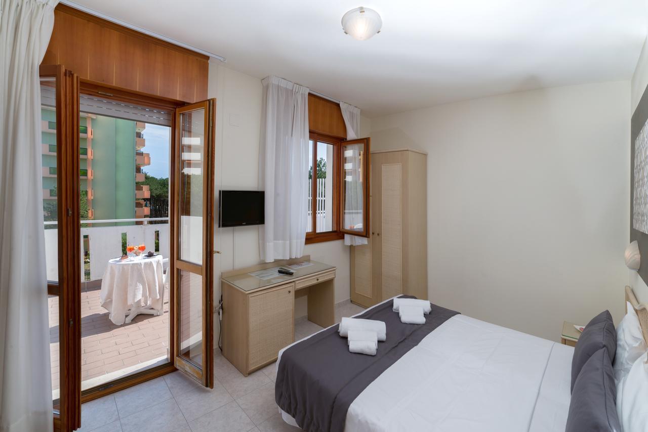 Hotel Airone (Adults Only) Bibione Extérieur photo