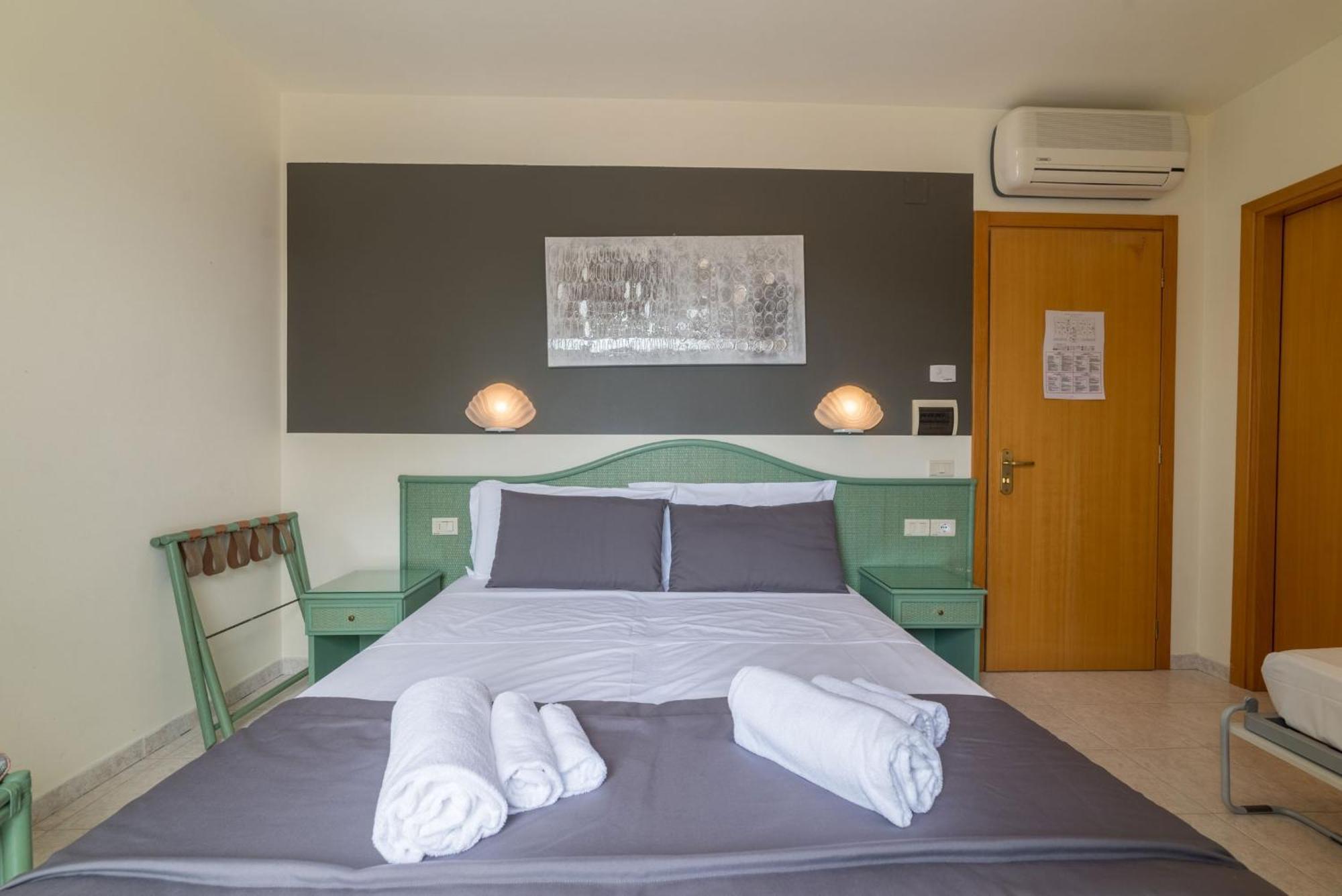 Hotel Airone (Adults Only) Bibione Extérieur photo